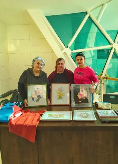 Modelyer Vüsalə Nuriyevanın əl işlərinin sərgisi