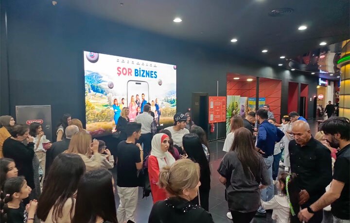 “Şor Biznes” filmini siz də “Park Bulvar” AVM kinoteatrında izləyə bilərsiniz.